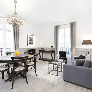 Apartment Livinparis - Luxury 2 Bedrooms Grands-boulevards I
