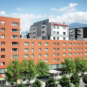 hilton-garden-inn-tirana.albaniahotels.org/